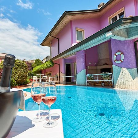 Attico Open Space - Piscina A 400 Mt Desenzano del Garda Ngoại thất bức ảnh